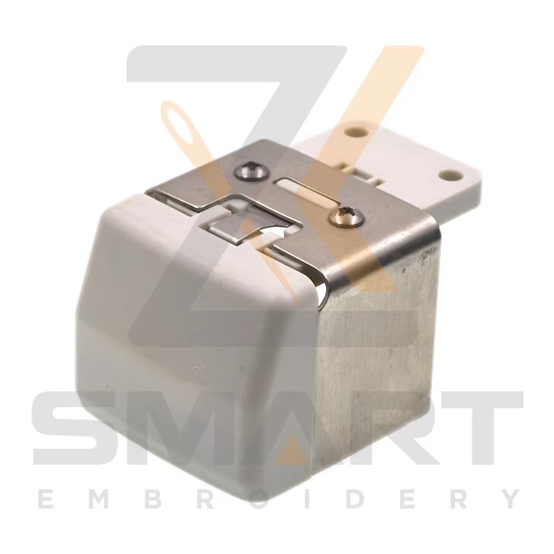Genuine Ricoma Rotary Hook Bed Cover 3011150262 Fűrészgép alkatrészek R070104